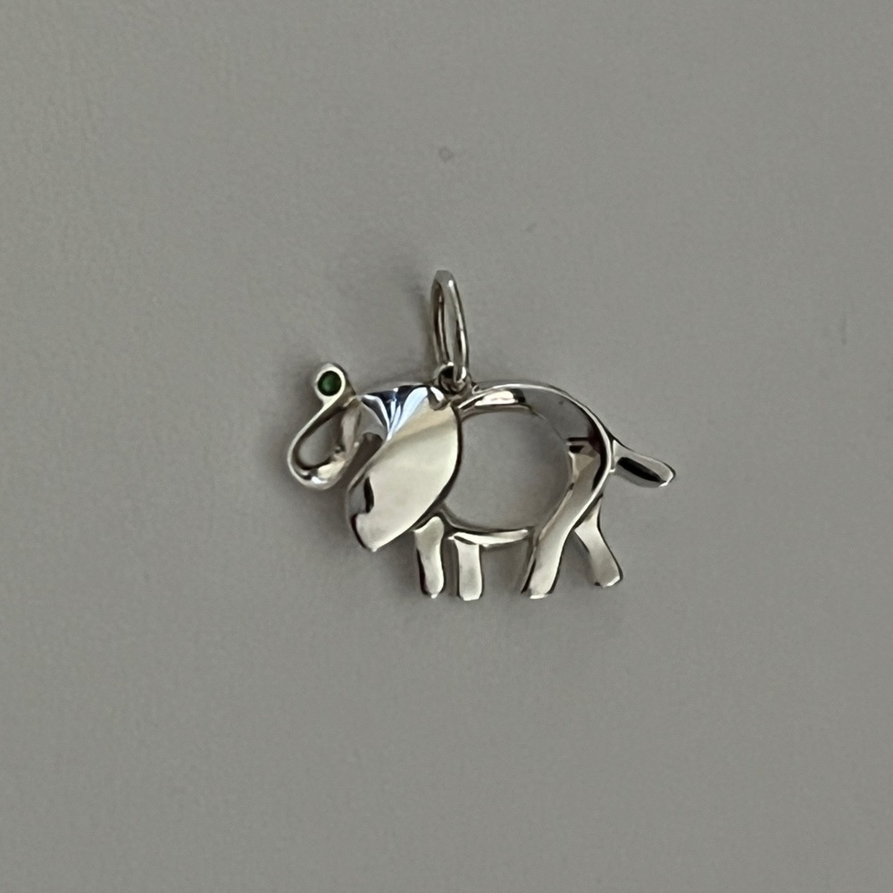 Tiffany & Co. charm - Picture 2 of 6